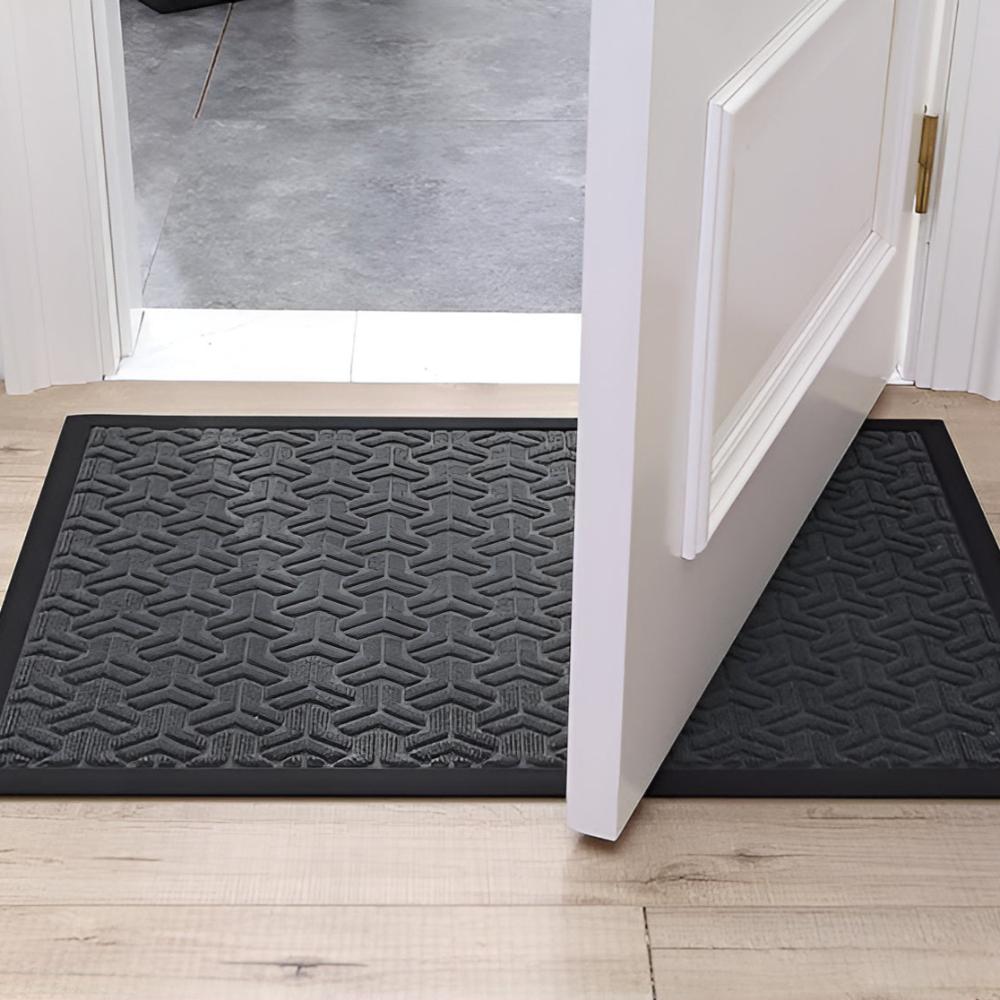 Geometric Rubber-Backed Entry Mat