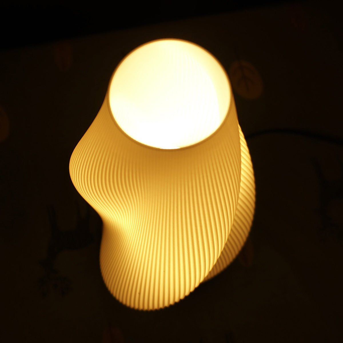 Swirl Pleated Shade Wood Base Table Lamp