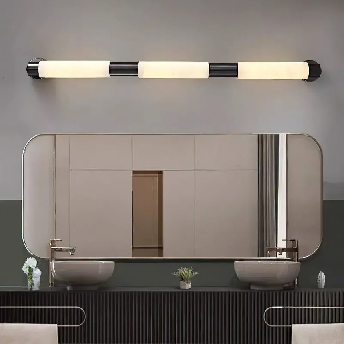 Vertical Alabaster Bar LED Wall Lamp