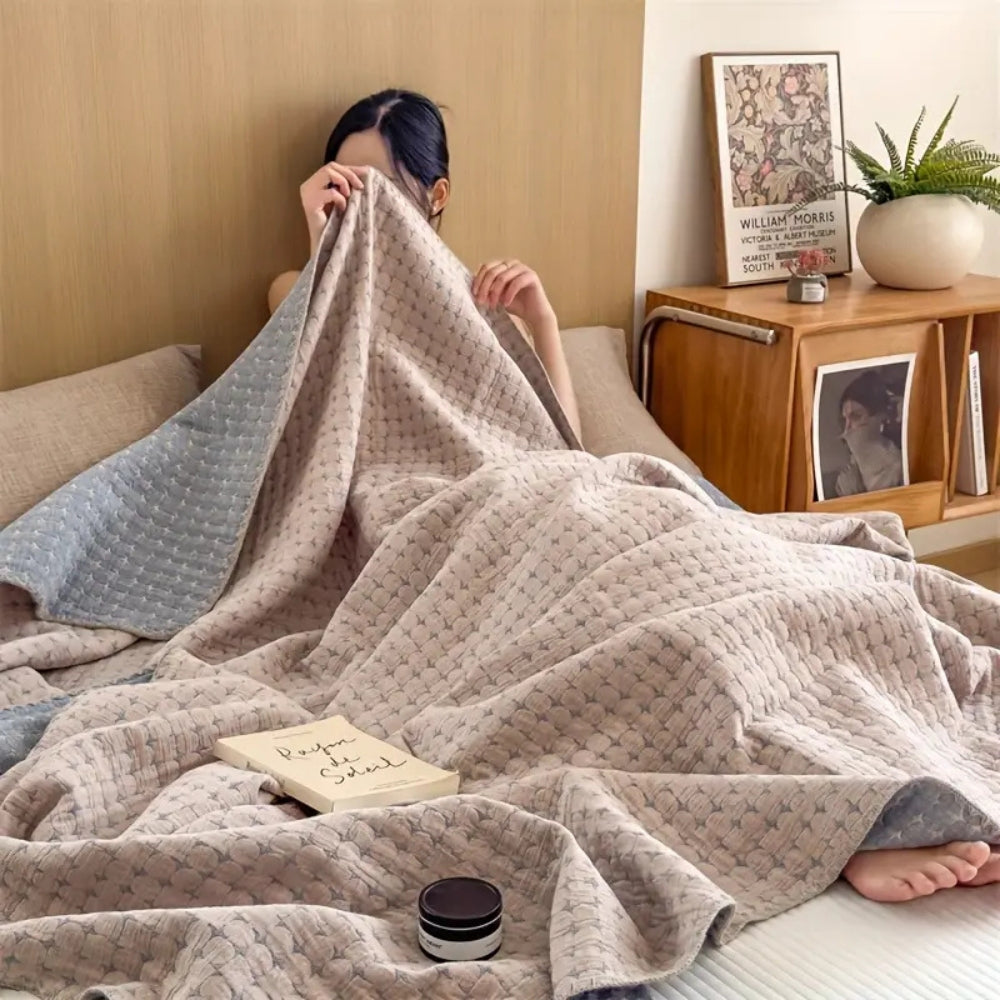 Reversible Geometric Matelassé Cotton Blanket