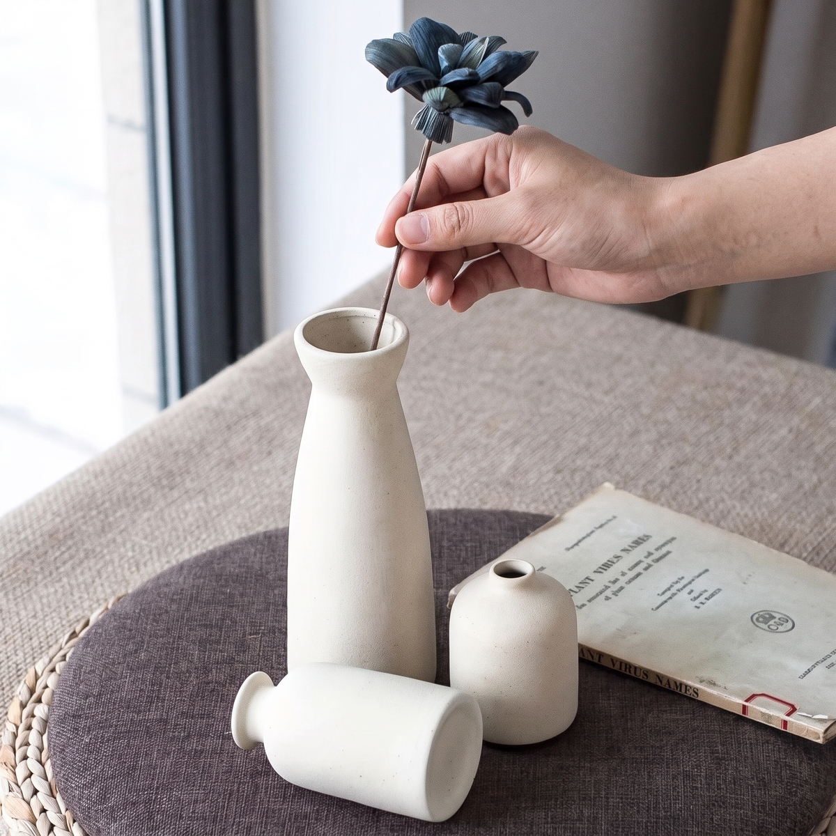 Speckled Ceramic Vase Set of 3 detail