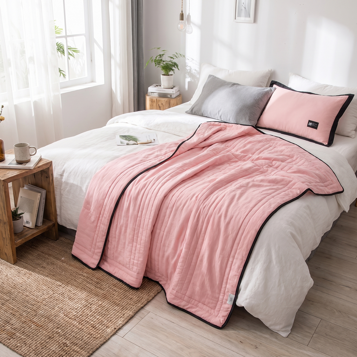 Ice-Cool Lightweight Summer Blanket – lifestyle 1