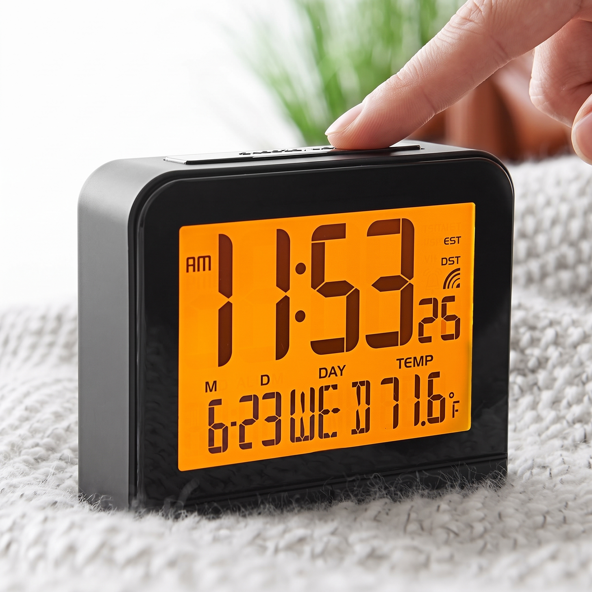 travel alarm clock